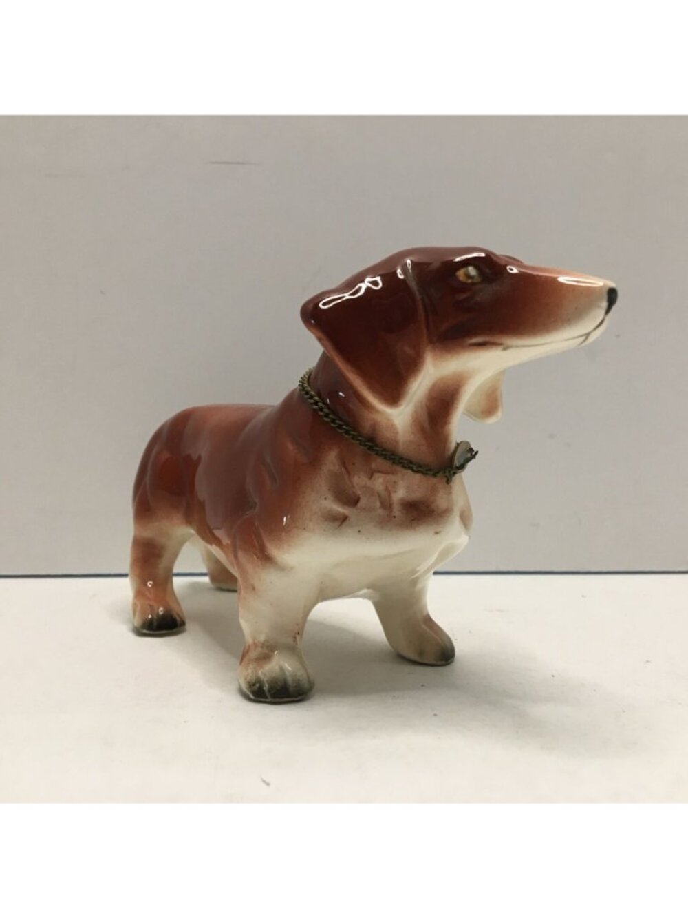 Ceramic Dachshund Dog Hand Painted Figurine Red Brown Collar Chain Japan - Picture 4 of 12